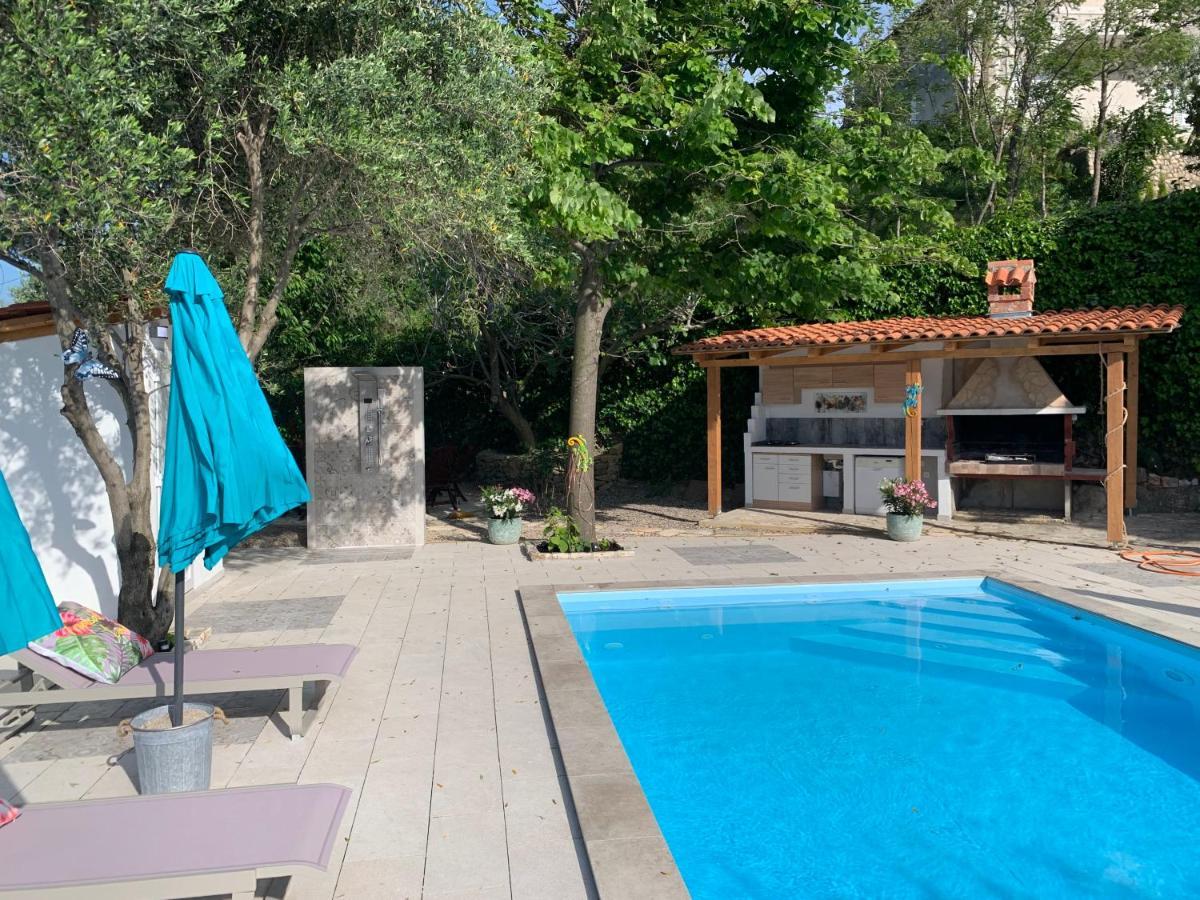 Villa Kristina Rab سوبيتارسكا دراغا المظهر الخارجي الصورة