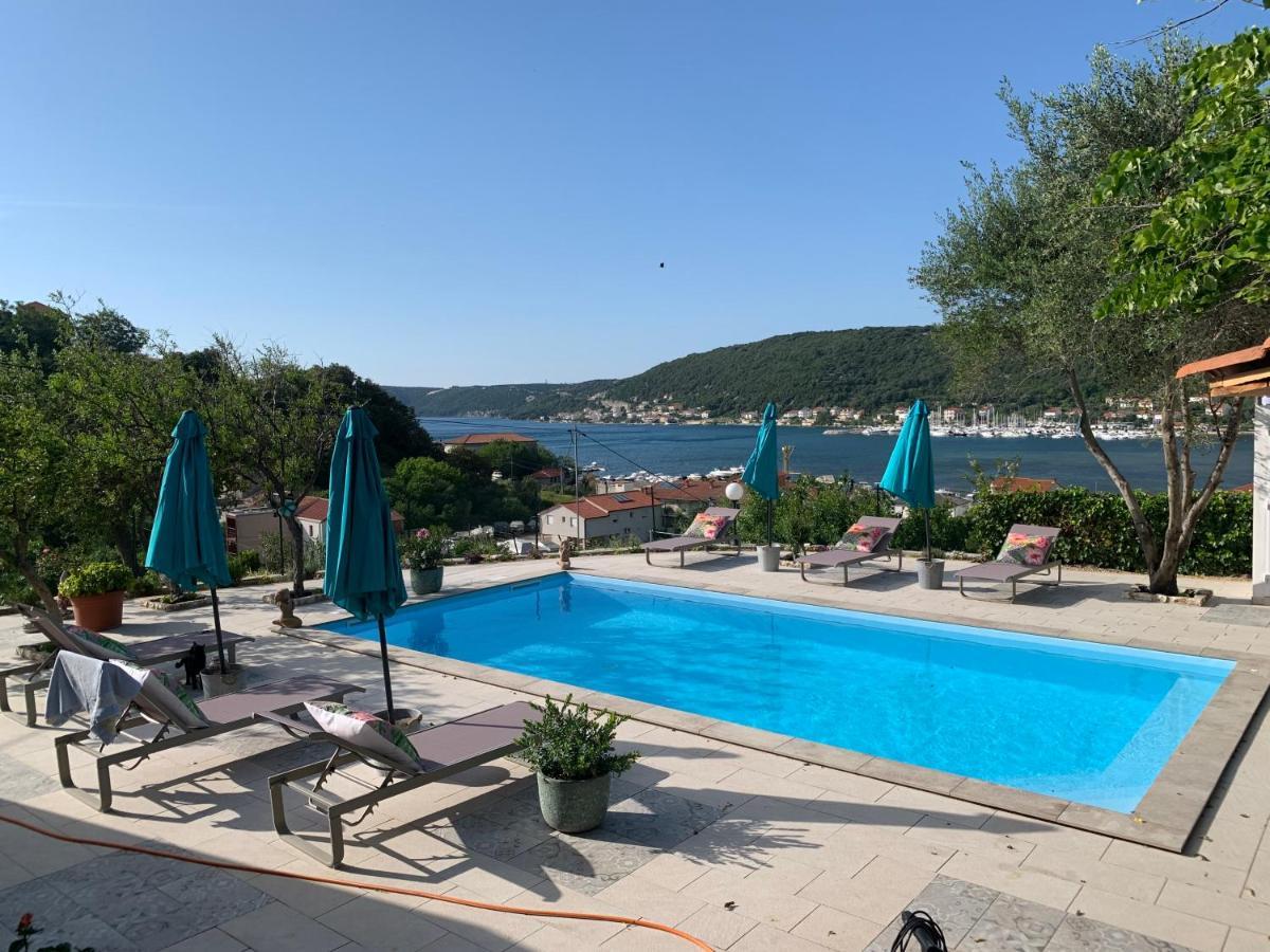 Villa Kristina Rab سوبيتارسكا دراغا المظهر الخارجي الصورة