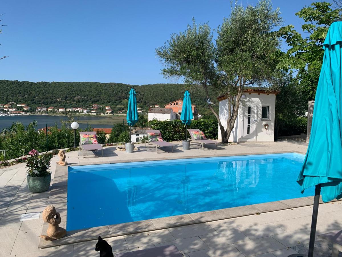Villa Kristina Rab سوبيتارسكا دراغا المظهر الخارجي الصورة