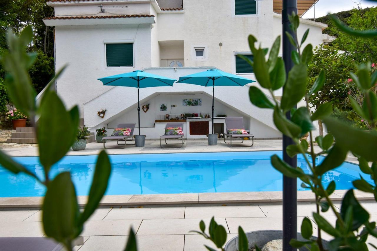 Villa Kristina Rab سوبيتارسكا دراغا المظهر الخارجي الصورة